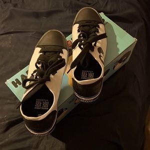 Harajuku Lovers Sneakers Black & White